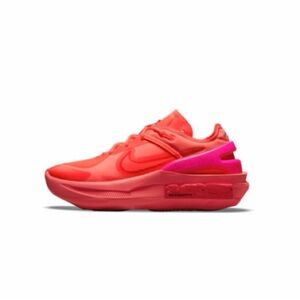 Women’s Nike Fontanka Edge Shoes